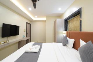 Mio Hotels Madhapur - 4