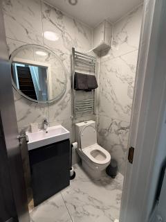 Bright & Cozy 3-Bedroom Home with Spacious Living - 5