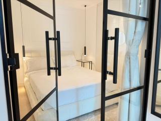 Marina Luxury 2 Bedroom Boutique Apartment - 6