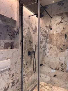 Luxury Flat In Tirana - 6