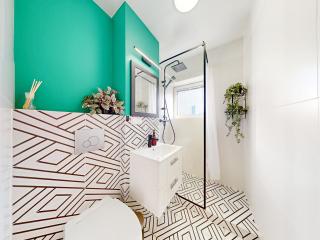 Greenline Studio City Center - 8