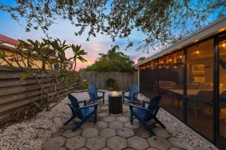 Tranquil Tides Beach House - 7