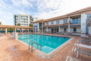 Oceanwalk 11-603 - 6