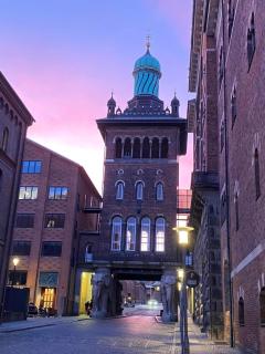 New central apartment with a stunning view - 3