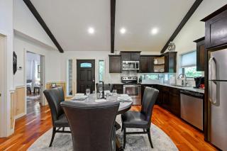 Silverbrook - 2 king suites - surrounded by trees - Stephens Gap - 7