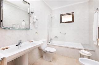 Hotel Don Manolito - 1