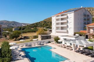 Apartments Top Hill - 8