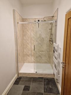 Luxury Mayflower Suite - 4