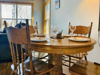 Oak Tree cabin near the Shenandoah River - 2