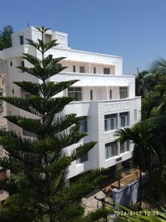 Hotel Alohi Grand - 9