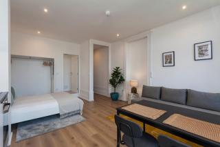 Your Base Porto s Art District Apt 14 - 8