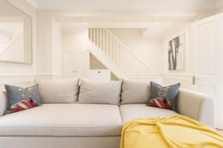 2 Bed Modern Apartment next to Famous Museum - 6