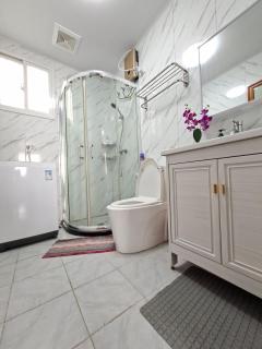 Family Transit Home, Deluxe Apartments, Port Moresby - 8