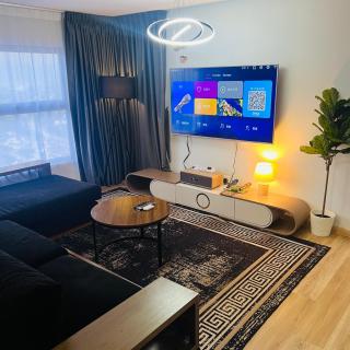 N1 ARTE CHERAS KARAOKE FAMILY SUITE 8 pax with baby play are and baby bunk - 0