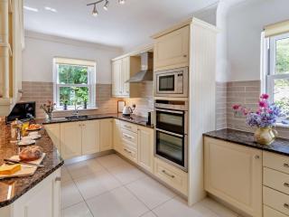 2 Bed in Shanklin 95116 - 2