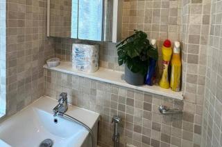 2-Bed Gucci Flat - Sleeps 6 & Close to Harrods - 8