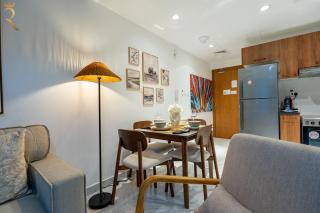 Elegant 2BR Apartment Mirage Zen Masdar City - 2