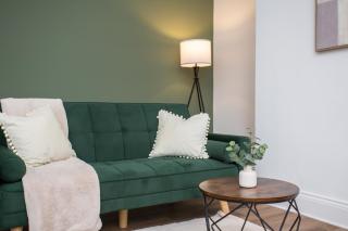 Jackson Street Wi-fi Parking Vacant Nest - 3