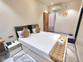 Happy Villa Regency - 4