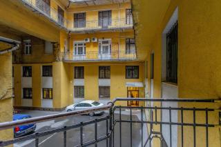 Cosy Cabin Retreat also Tiny Home in the Center - 1