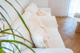 Luxury 3BR plus Maid Yas Island Near Theme Parks - 8