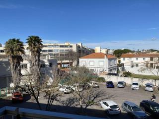 Coquet Studio Climatisé avec Balcon et Wi-Fi près du Parc à Balaruc-les-Bains - FR-1-553-242 - 1