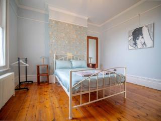 Broadstairs - Spacious 5 bed 2bth Heritage House - Beach -Cafes- Restaurants - 6