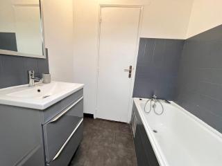 E - Au petit bonheur cosy proche du centre-ville - 8