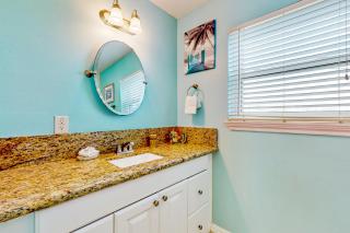 Retreat Gulf Views Large Deck Family Fun - 1