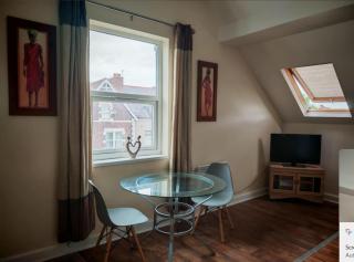 MARLEY MANSIONS APARTMENT Clarendon FT3 - 4