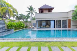 Contemporary 3-Bedroom Pool Villa with Rooftop Sal - 0