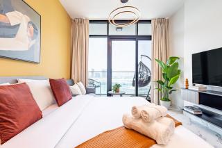 Fantastic Studio - Full Canal & Cleveland Views - 5 min walk from Cleveland, ADGM and Galleria - Perfect for Corporate Travelers - Big Balcony - Heart of Maryah Island - 2