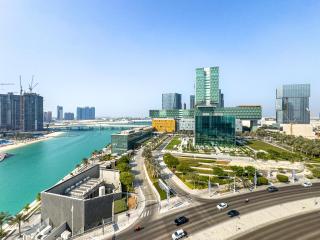 Fantastic Studio - Full Canal & Cleveland Views - 5 min walk from Cleveland, ADGM and Galleria - Perfect for Corporate Travelers - Big Balcony - Heart of Maryah Island - 5