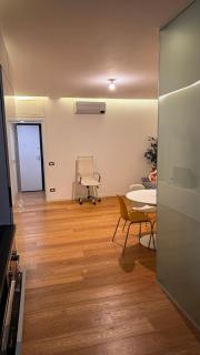 Secret Cave - Mailand - 1