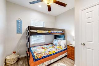 Dream Gulf Views Furnished Deck Sleeps 7 - 2