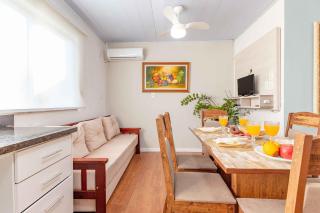 Aconchegante Apto a 200 metros da Praia de Bombas - 8