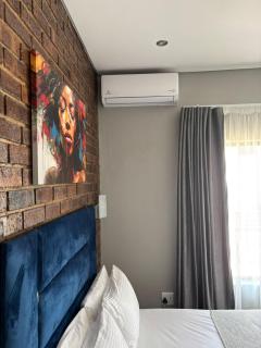 Glowti Event & Guest House - 7