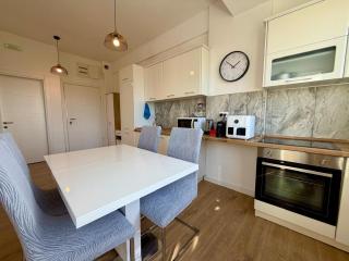 Comfortable City Apartment - 8