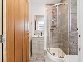 The Sapphire Suite - 2BR 2Bath City Centre - 5