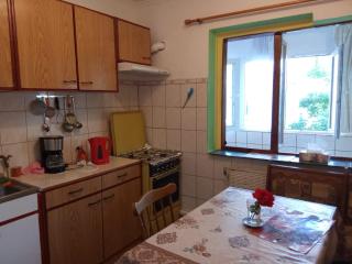 1BR Budget Apartment near Beach - 7