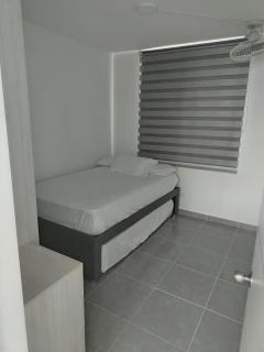 Aqualina Orange Girardot, décimo piso - 7