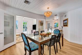 Dock, Dine & Unwind – Coastal Vibes Await - 3