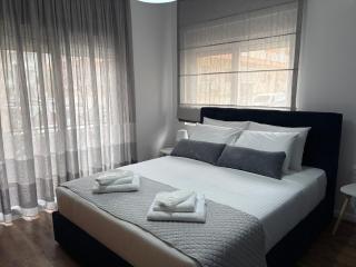 Twins Luxury Apartment by GG - 7