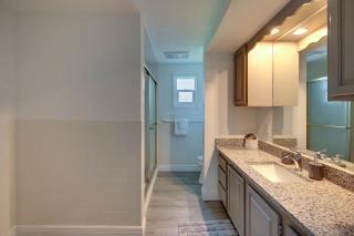 Spacious Home Sleeps 16 - Private Pool Near IMG - 2