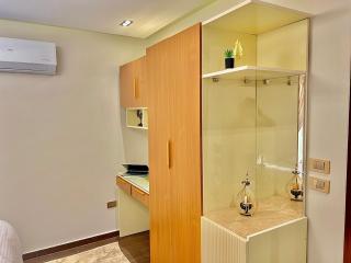 Ultra Luxurious 2BR 3BR in Gated Compound - 5