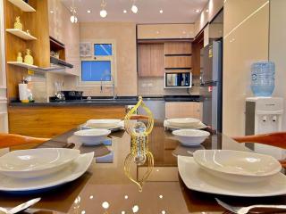 Ultra Luxurious 2BR 3BR in Gated Compound - 1