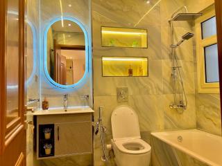 Ultra Luxurious 2BR 3BR in Gated Compound - 4