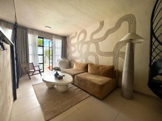 Artful 2BR Villa w Pool & BBQ - 5