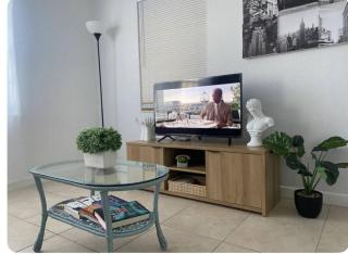 West Palm Beach Hideaway J2A - 1