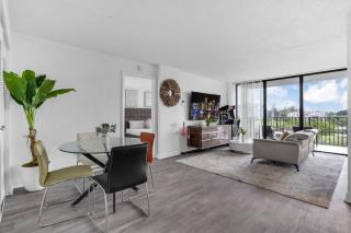 Centrally Located 2 BED in the Heart of NMB - 8